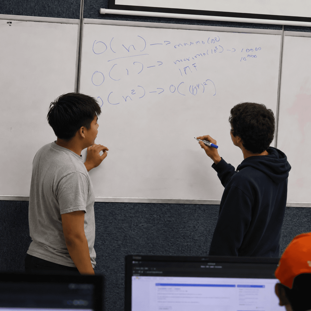 Clase en vivo de matemáticas y computación